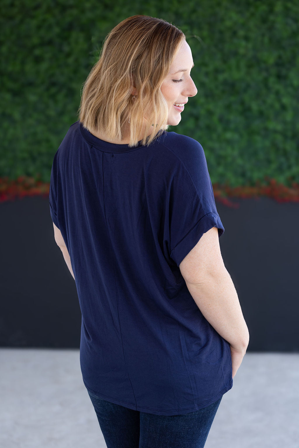 Sierra Pocket Top - Navy